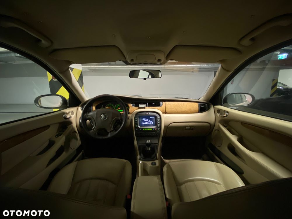 Jaguar X-Type 2.0 Executive - 10