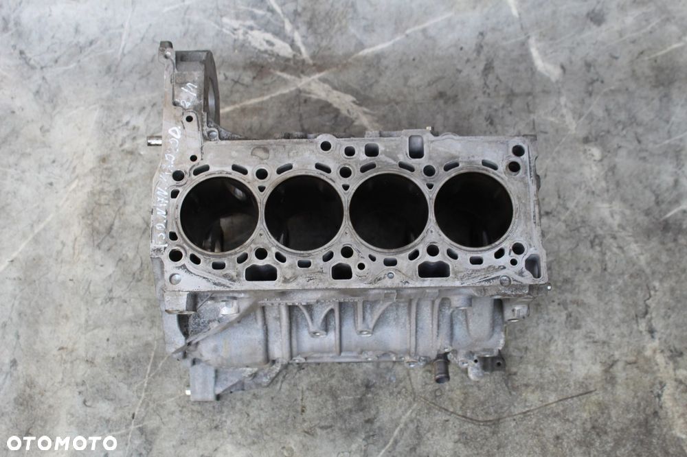 BLOK SILNIKA BMW N47N N47D20D C 2.0D 218KM BMW F30 F10 F20 7810596 NOMINAŁ - 2