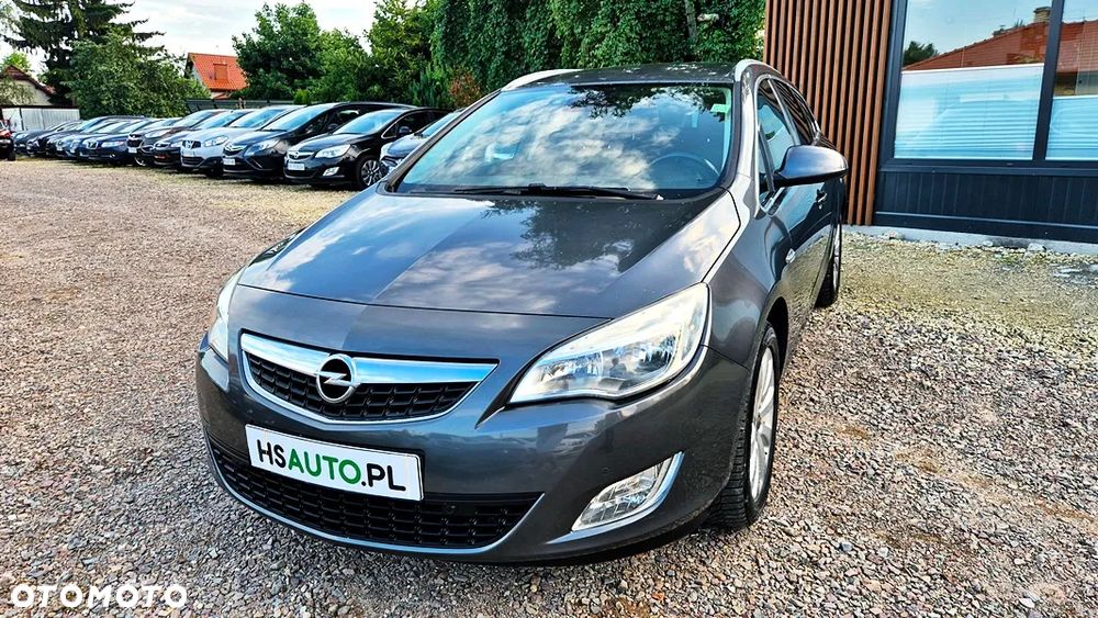 Opel Astra 1.6 T Cosmo - 3
