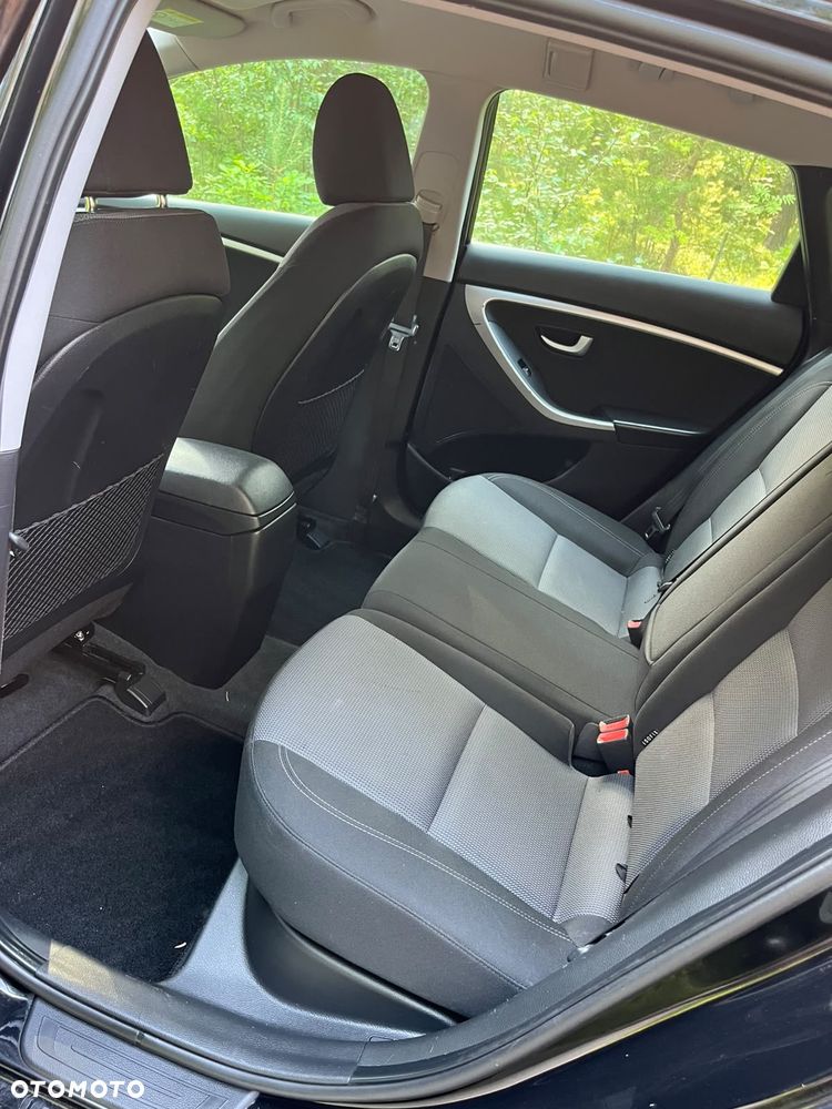 Hyundai i30 1.6 CRDI Trend - 9