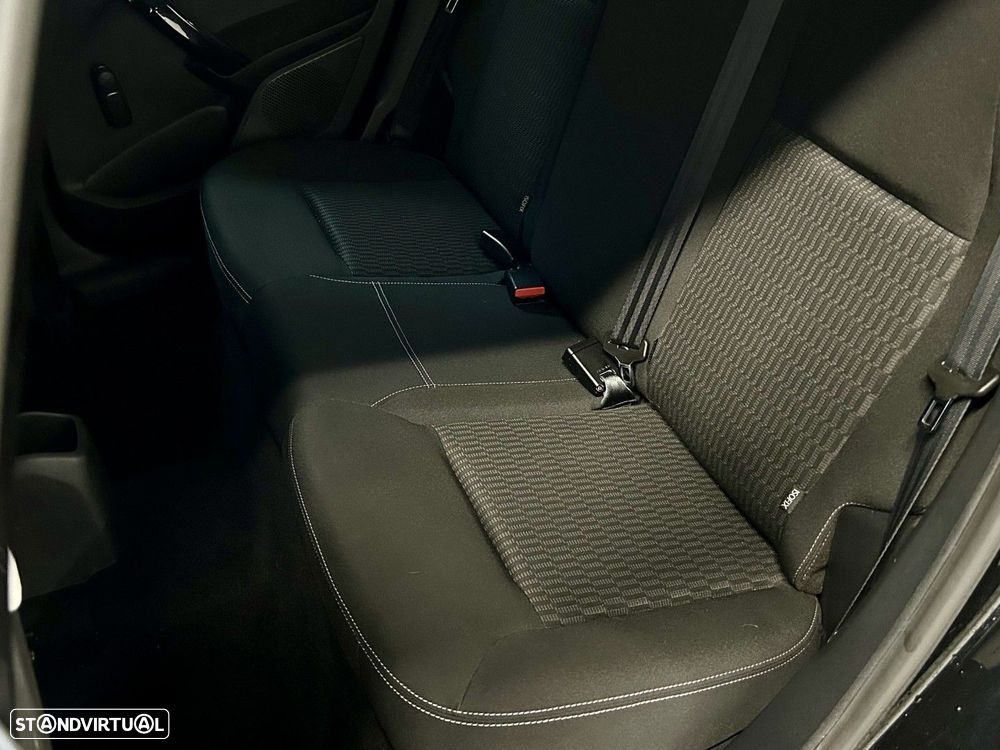 Peugeot 208 1.2 PureTech Style - 35