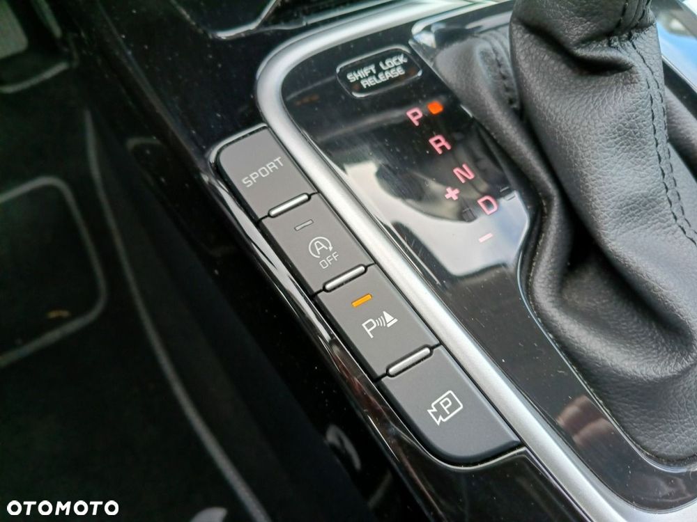 Kia XCeed 1.5 T-GDI Business Line DCT - 28