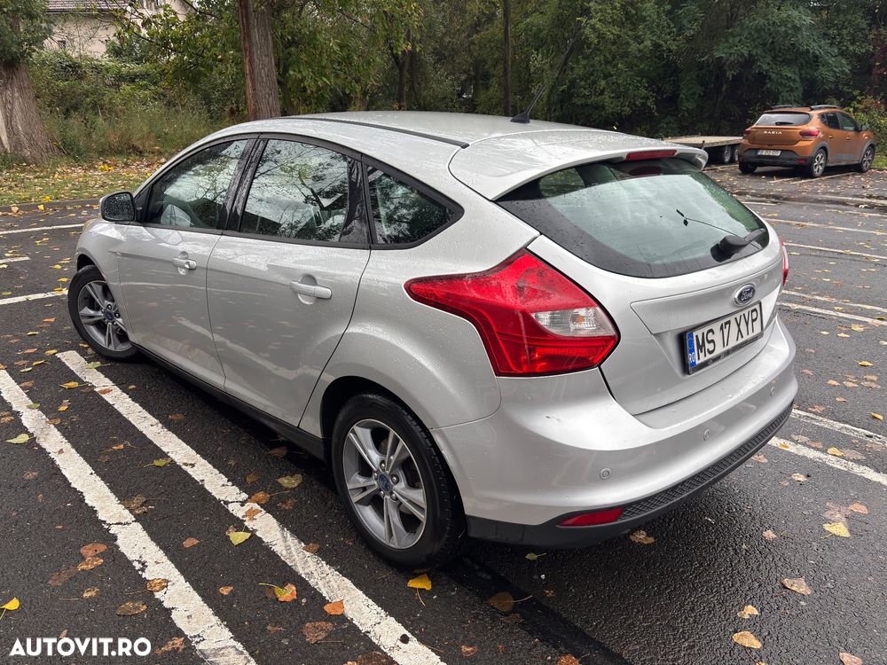 Ford Focus 1.6 TDCi DPF Start-Stopp-System SYNC Edition - 5