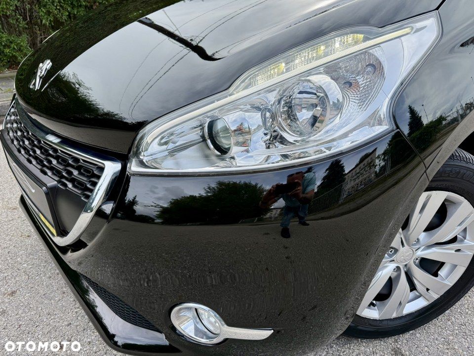 Peugeot 208 1.2 PureTech Allure - 2