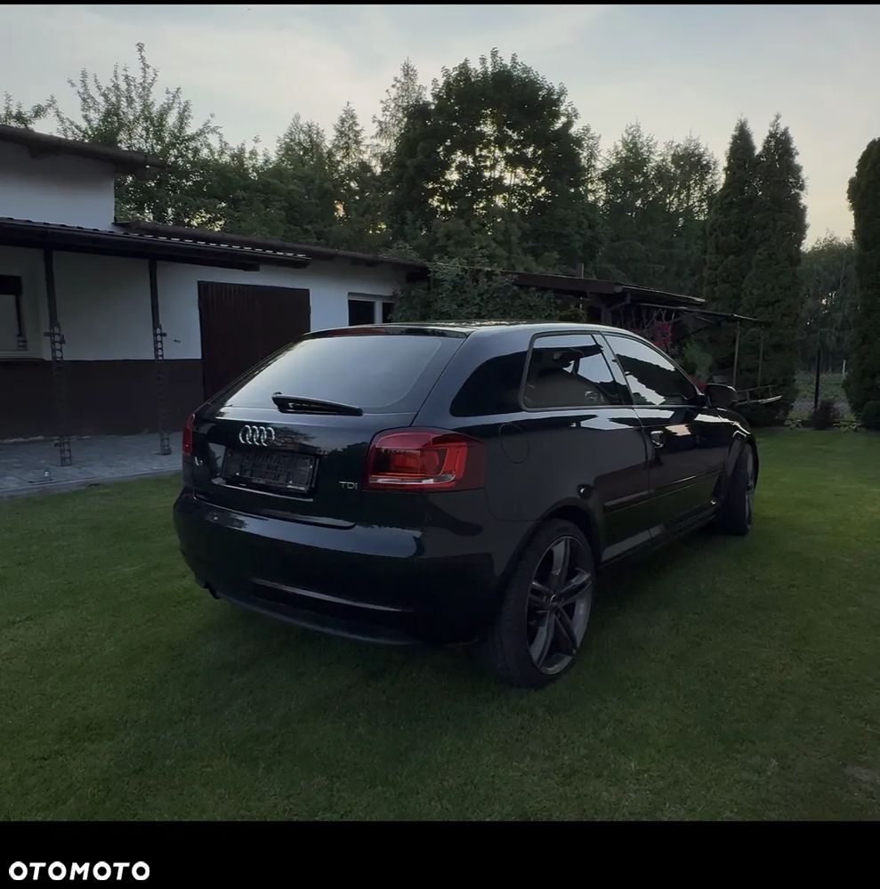 Audi A3 3-drzwiowe 2.0 TDI DPF Ambiente - 4