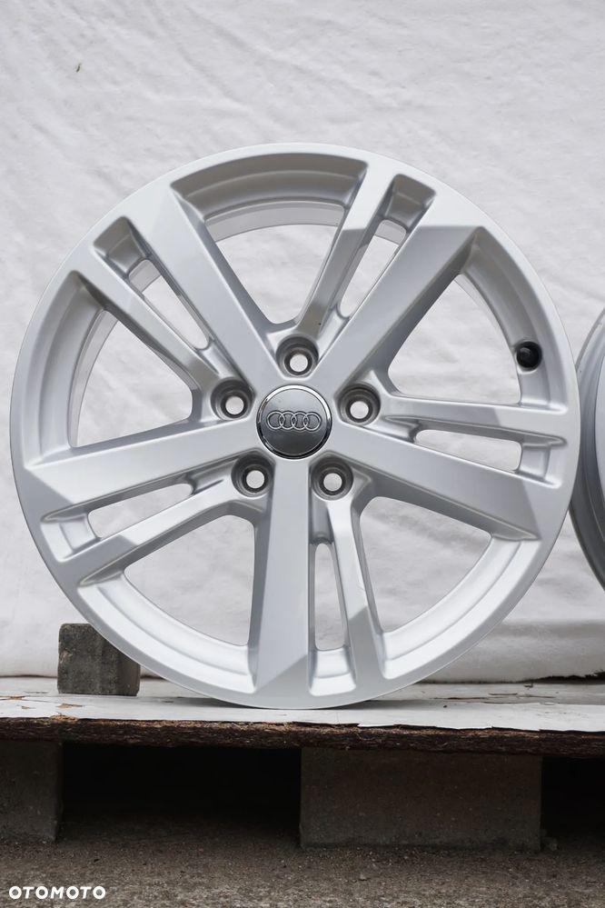 Audi Q3 5x112 17 7J et40 stan bdb- - 3