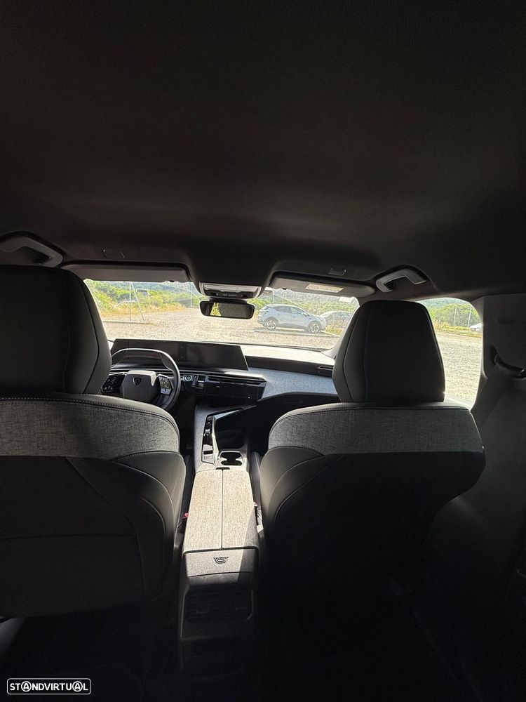 Peugeot 3008 1.2 Hybrid Allure e-DCS6 - 11