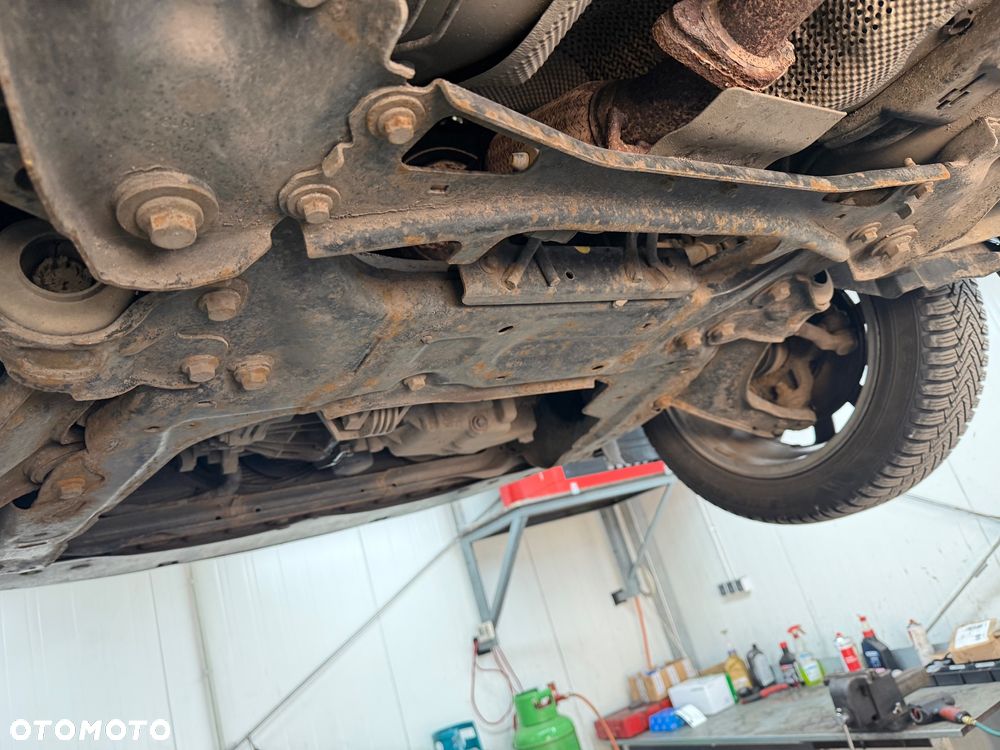 Ford S-Max 2.0 Viva Titanium - 32