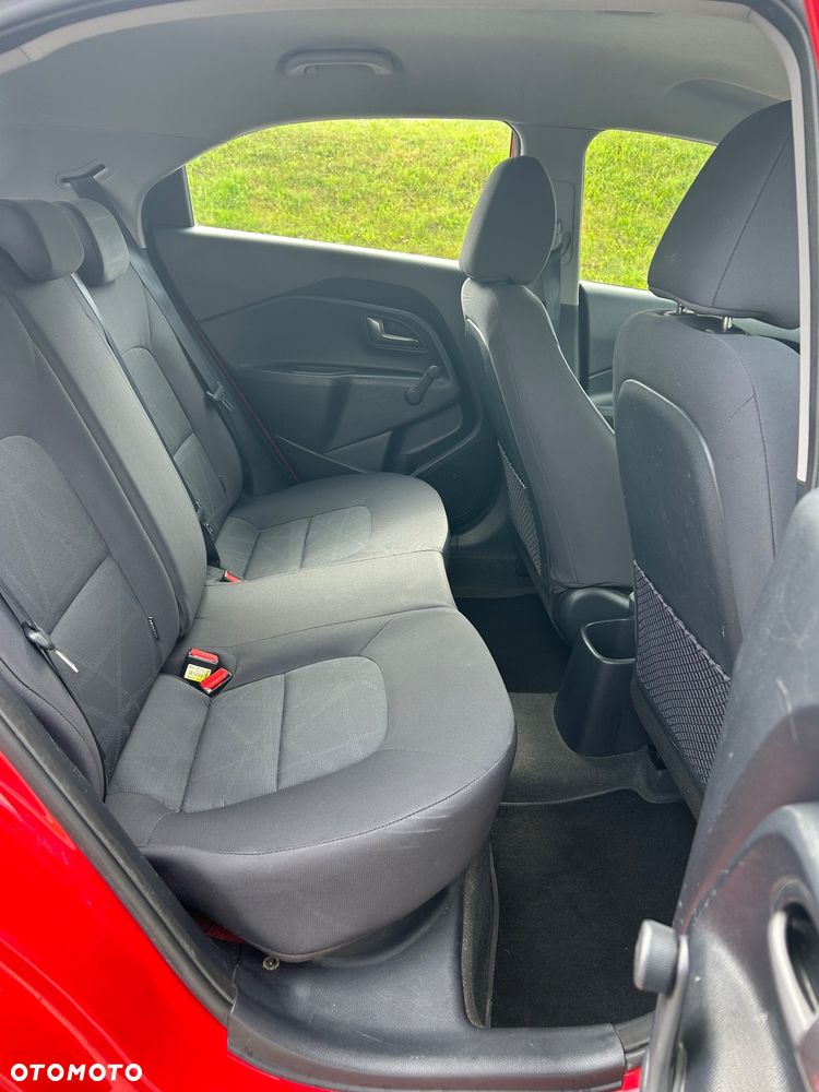 Kia Rio 1.2 M - 9