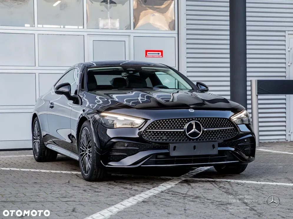 Mercedes-Benz CLE 200 mHEV 4-Matic AMG Line - 3