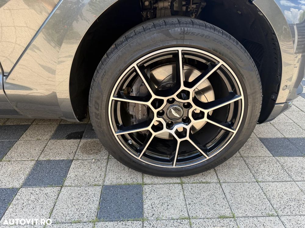 Aston Martin DBX Standard - 18