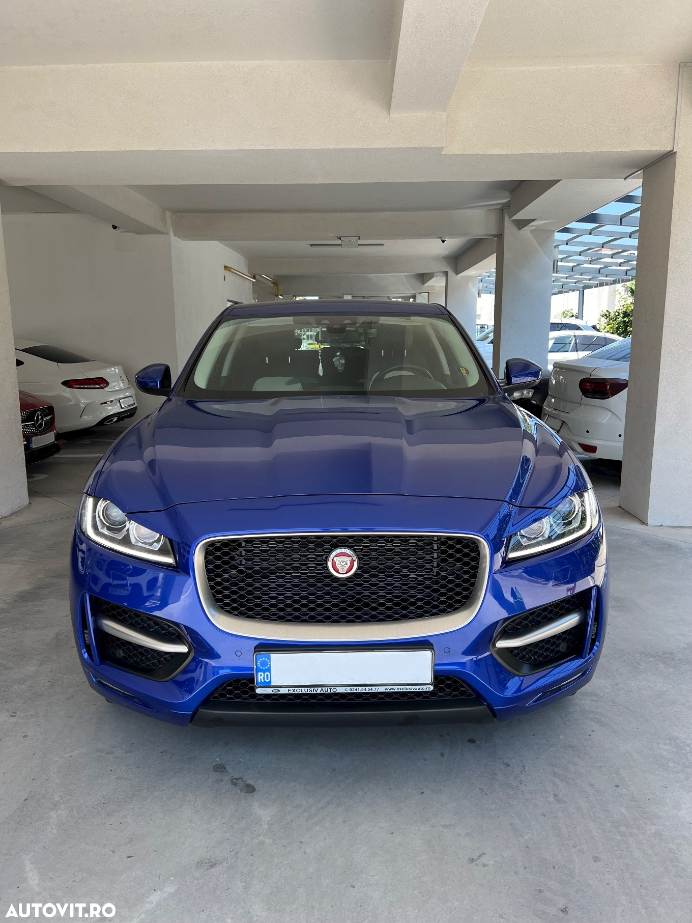 Jaguar F-Pace 20d AWD R-Sport - 2