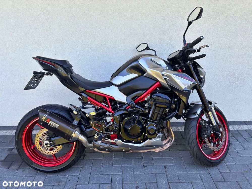 Kawasaki Z 900 - 6