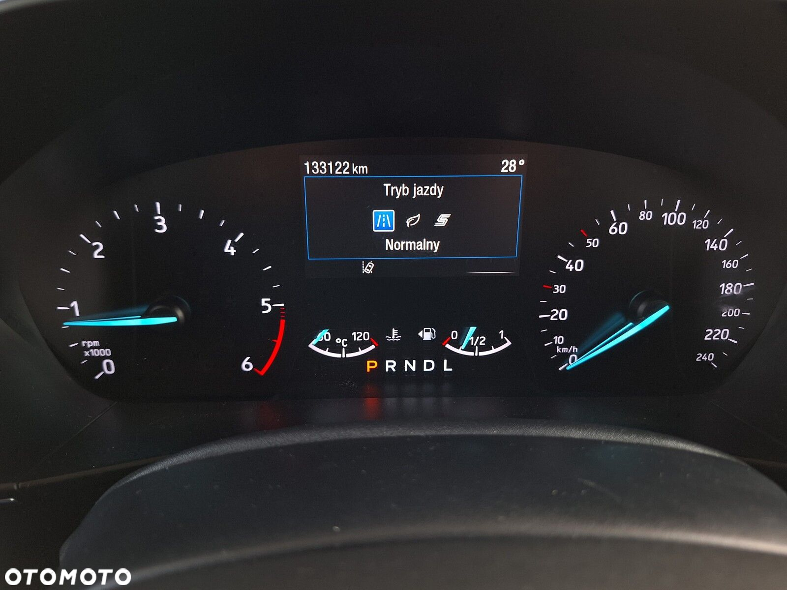 Ford Focus 2.0 EcoBlue Titanium - 27