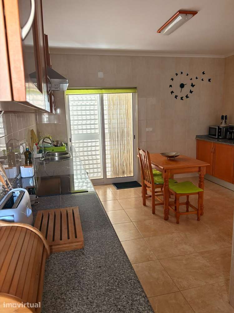 Moradia T4 Unifamiliar no Bairro dos Álamos, Évora - Grande imagem: 4/27