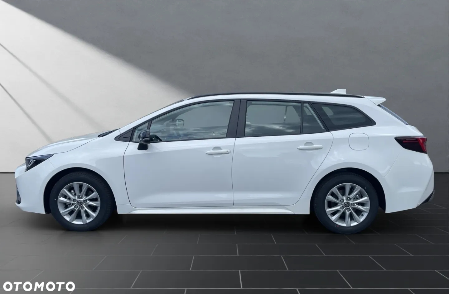 Toyota Corolla 1.8 Hybrid Comfort - 5