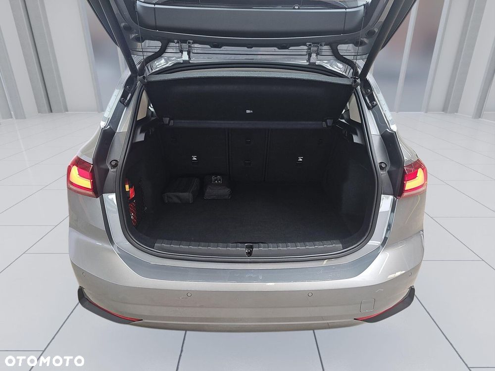 BMW Seria 2 218i - 20