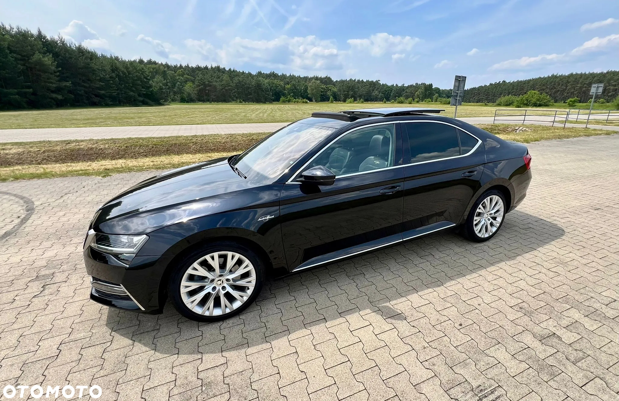 Skoda Superb 2.0 TDI L&K DSG - 4