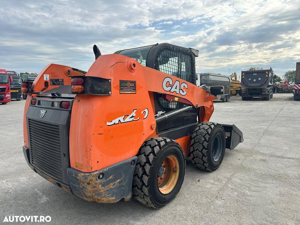 Case SR 250 Loader - 5