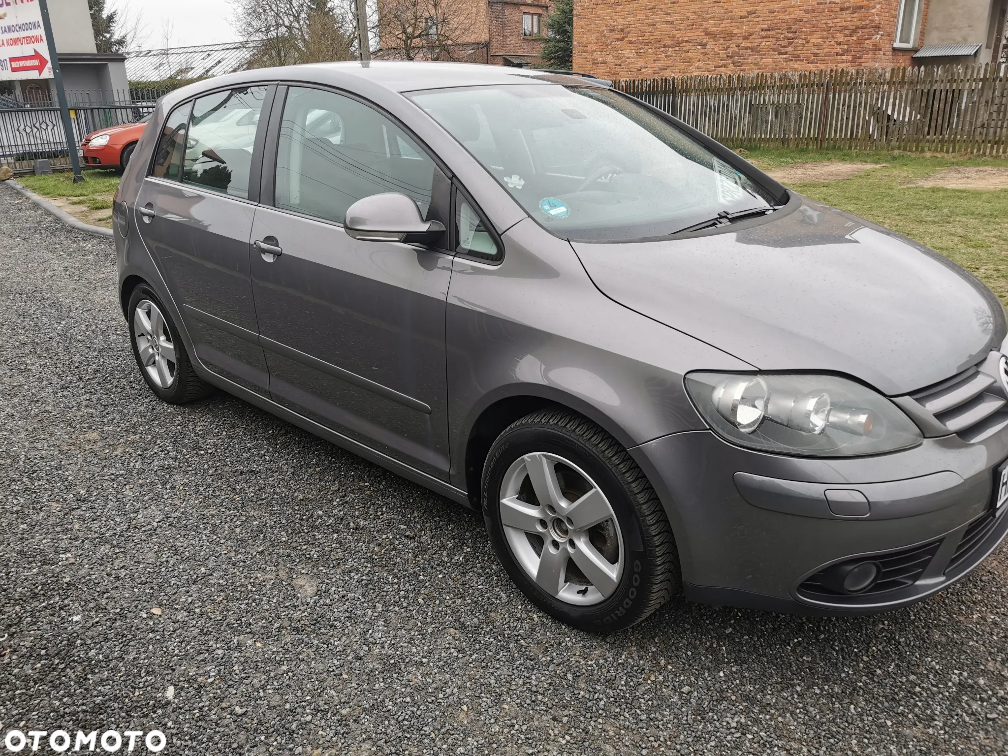 Volkswagen Golf Plus - 4
