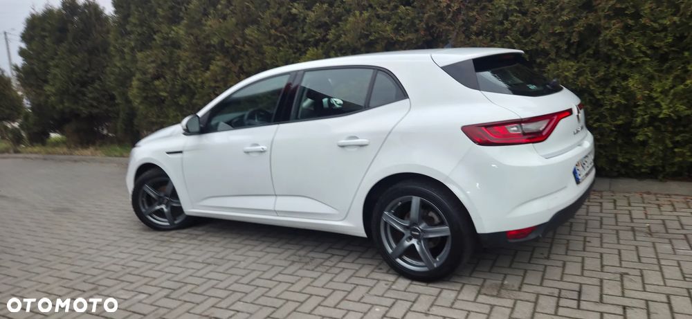 Renault Megane ENERGY TCe 100 LIFE - 13