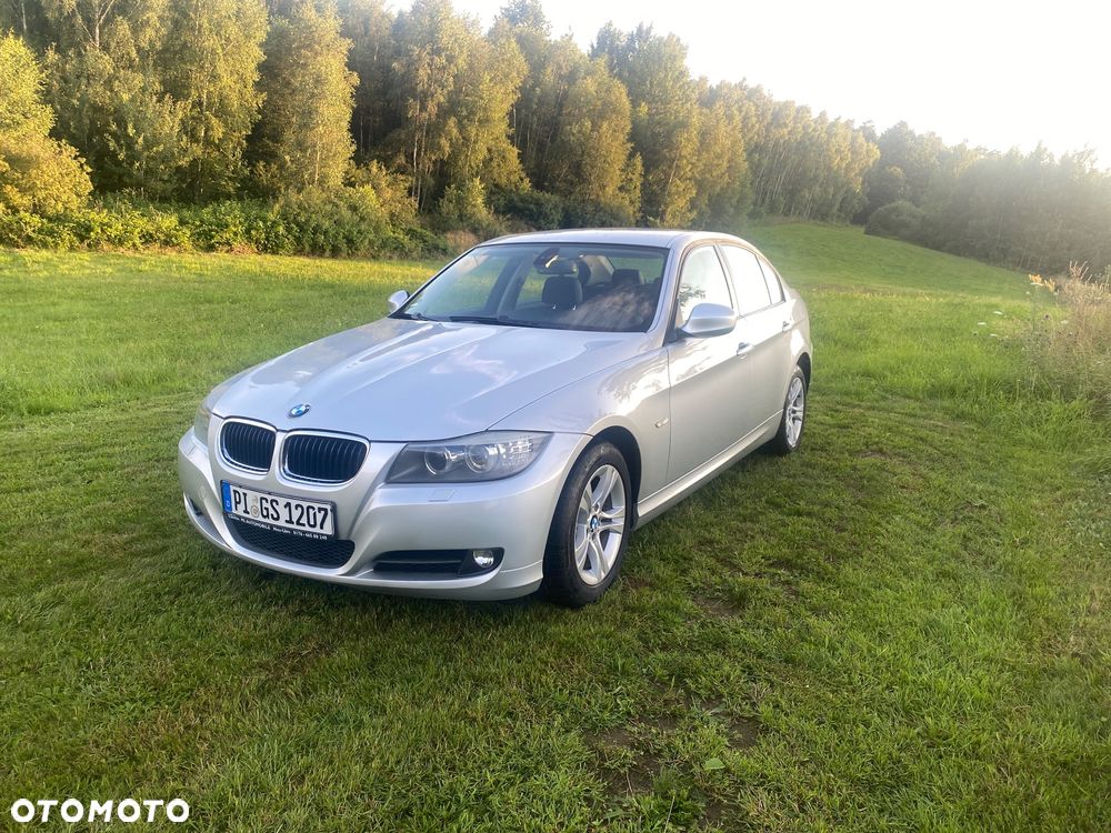 BMW Seria 3 320i Edition Exclusive - 4