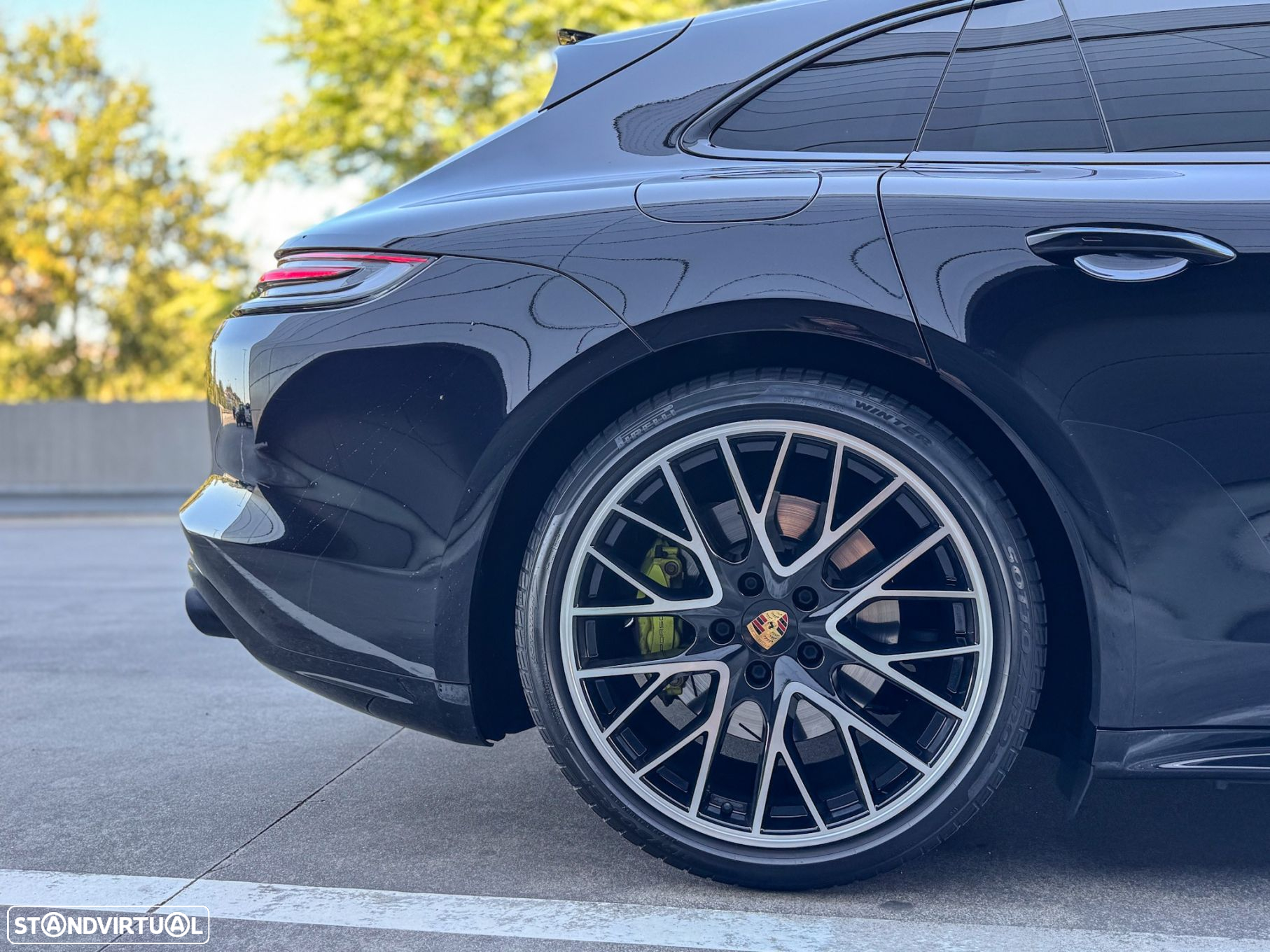 Porsche Panamera Sport Turismo 4 E-Hybrid - 16
