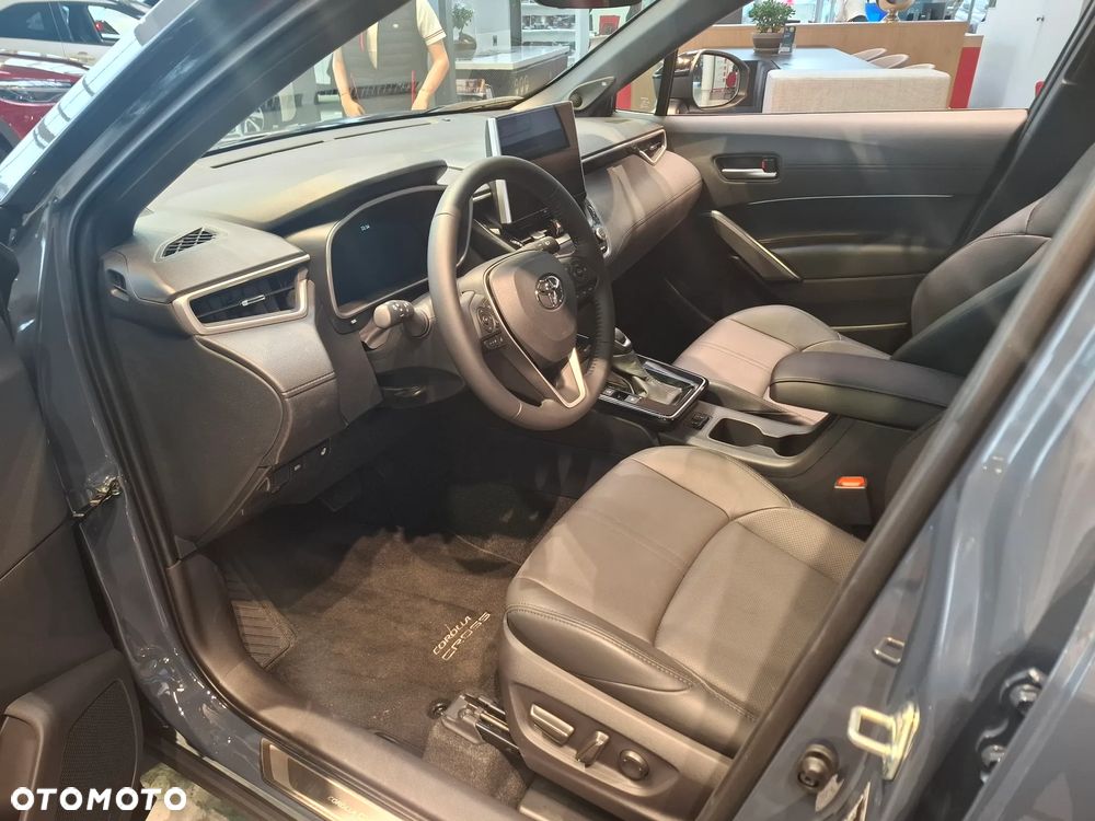 Toyota Corolla Cross 2.0 Hybrid Executive - 13