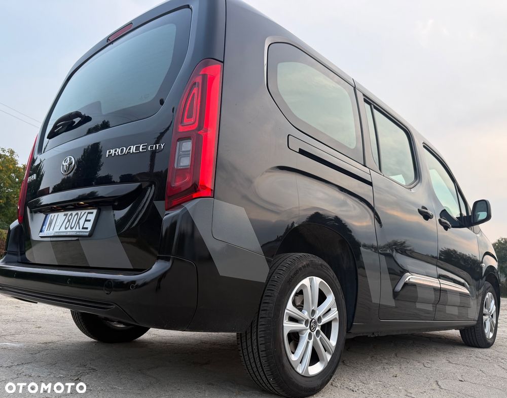 Toyota Proace City Verso Long 1.5 D-4D Business - 11
