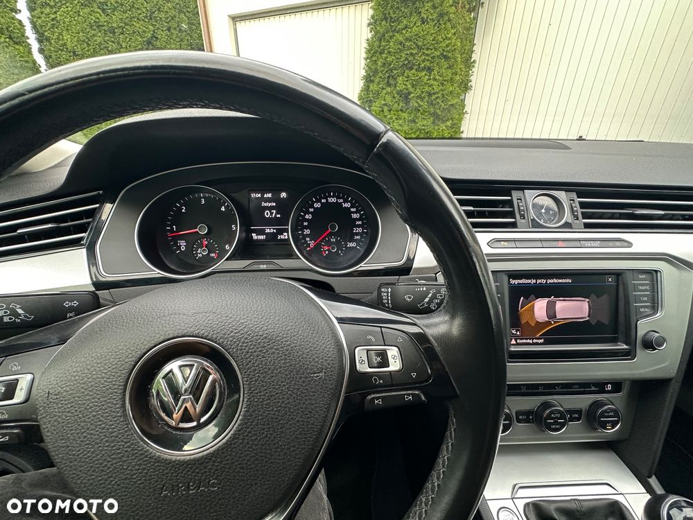 Volkswagen Passat Variant - 20