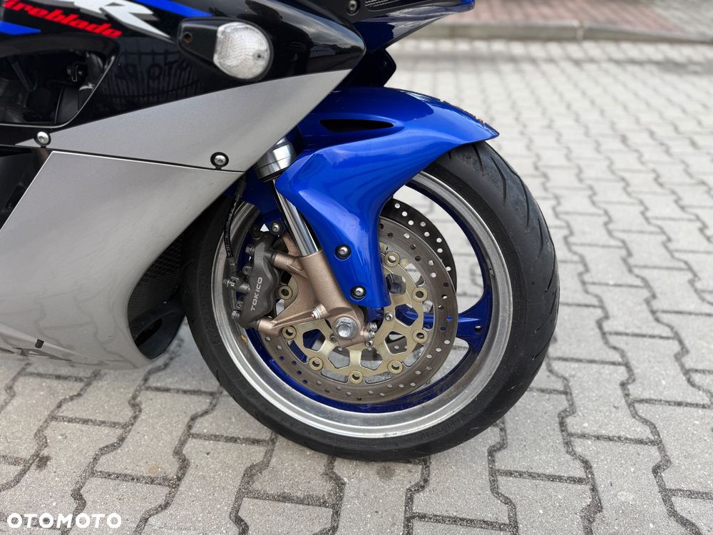 Honda CBR - 3