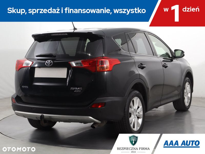 Toyota RAV4 - 6