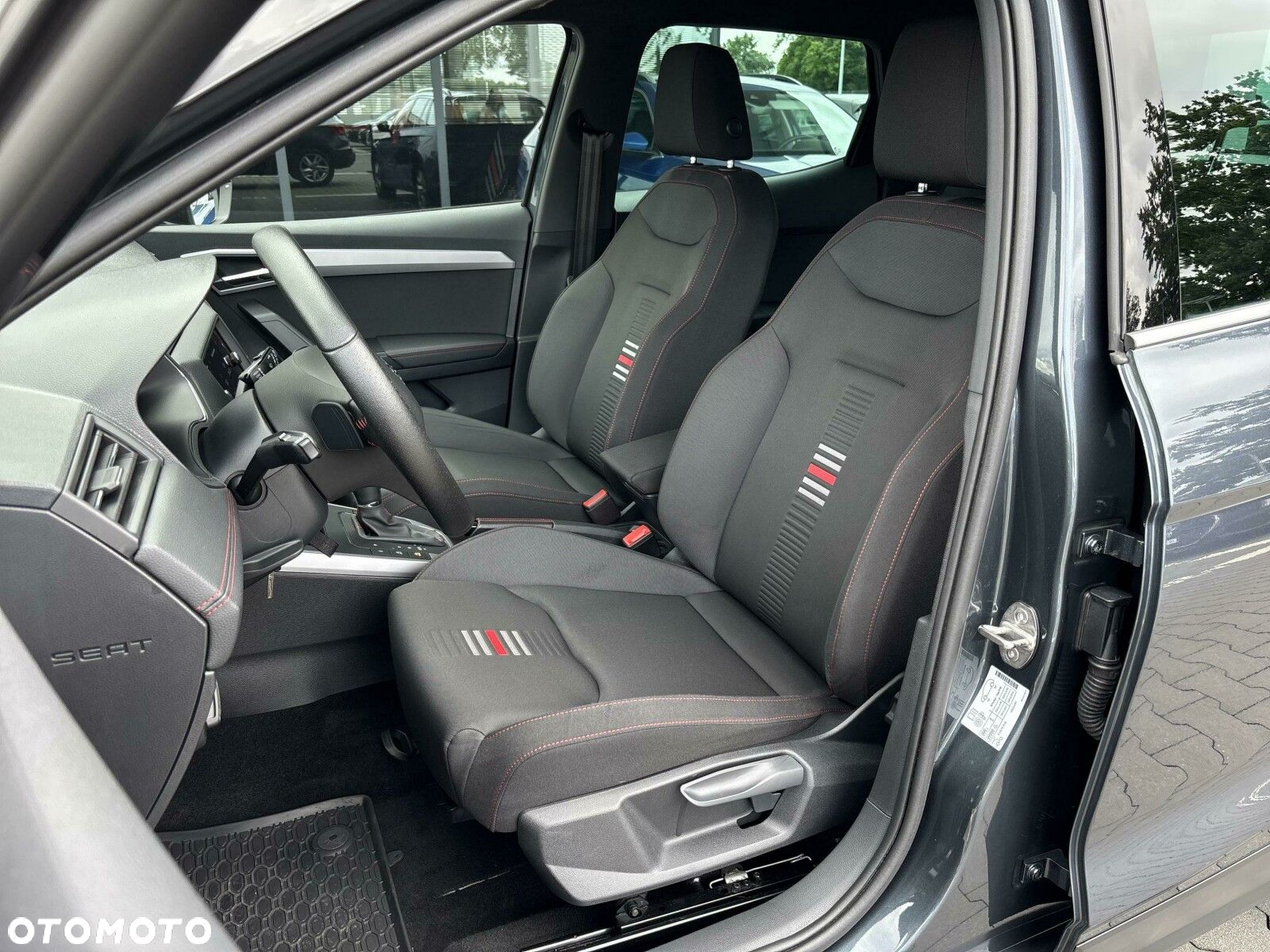 Seat Arona - 14