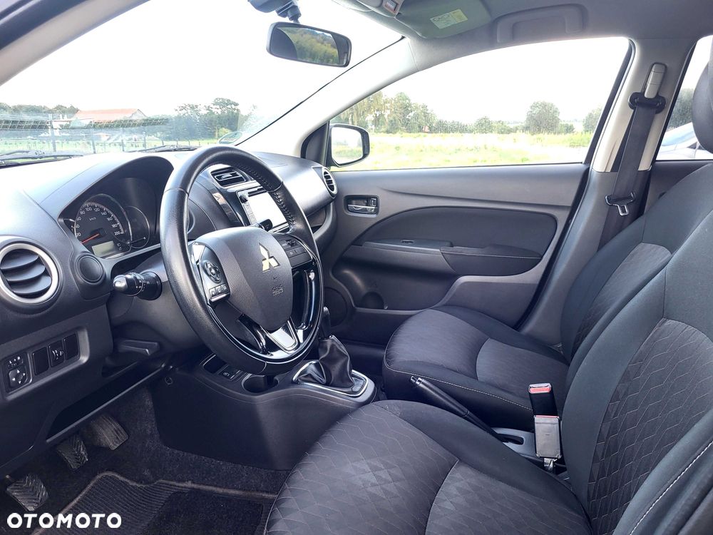 Mitsubishi Space Star - 7