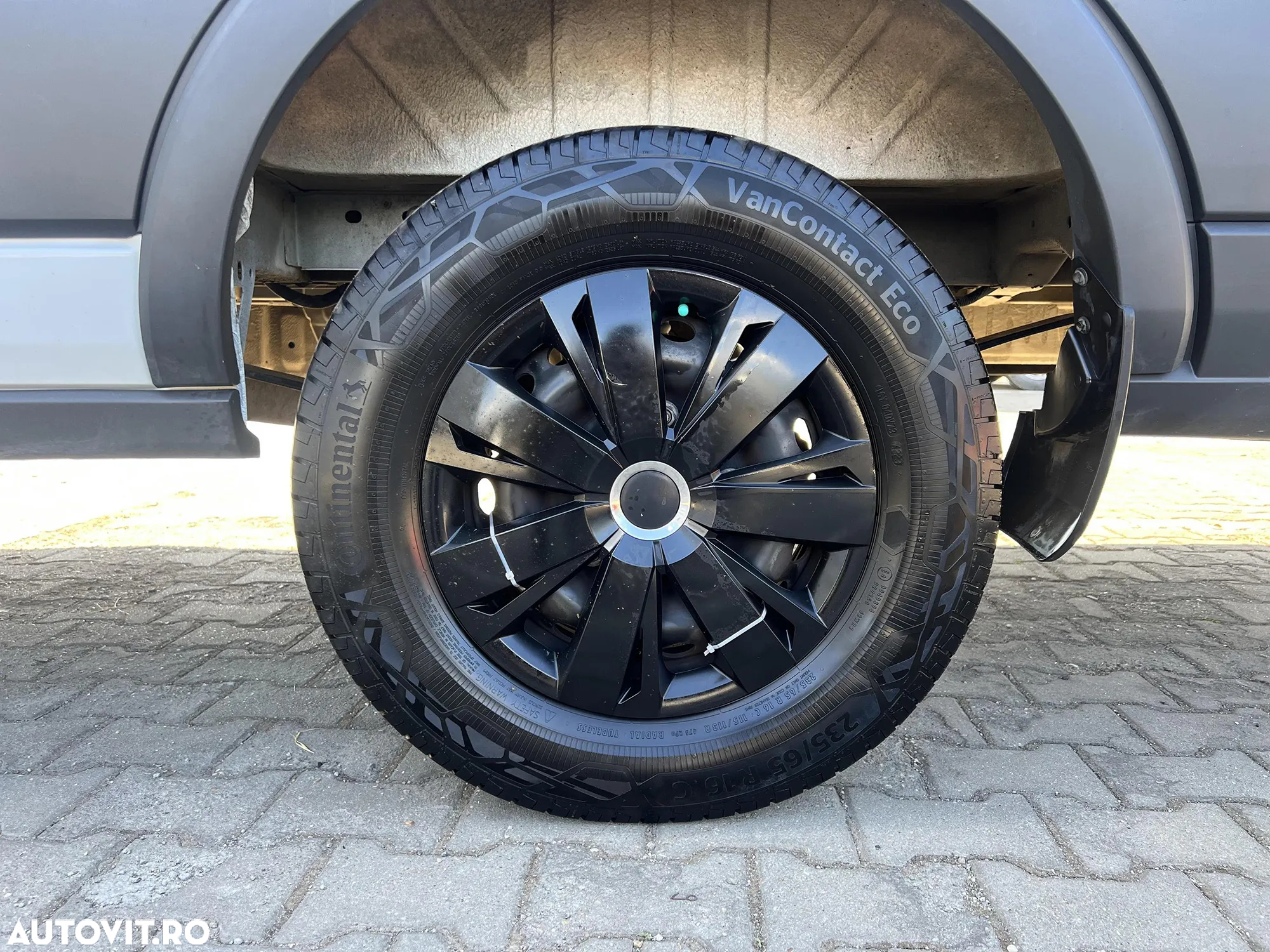 Ford Transit - 11