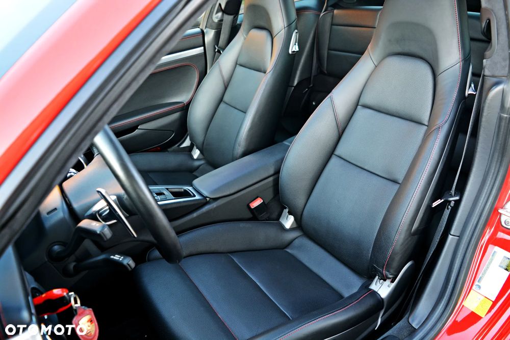 Porsche 911 Carrera S PDK - 6