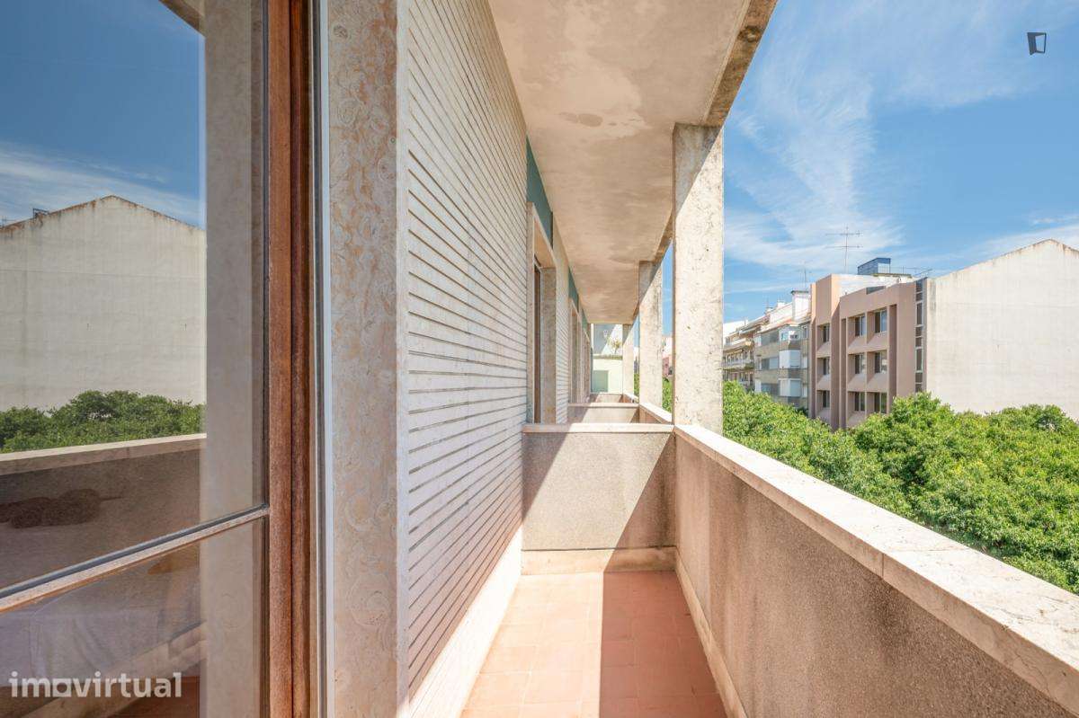 Quarto - localizado em Saldanha Lisbon - Grande imagem: 4/18