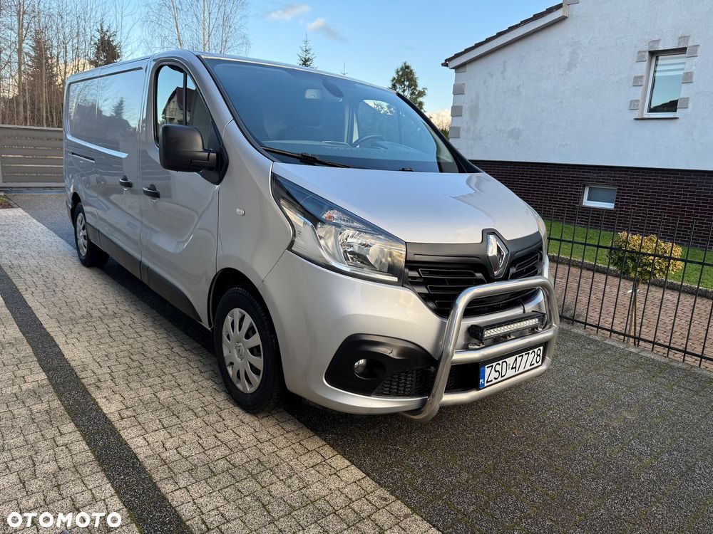 Renault TRAFIC - 1