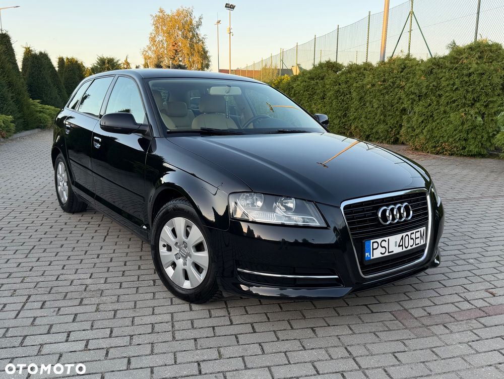 Audi A3 Sportback - 1