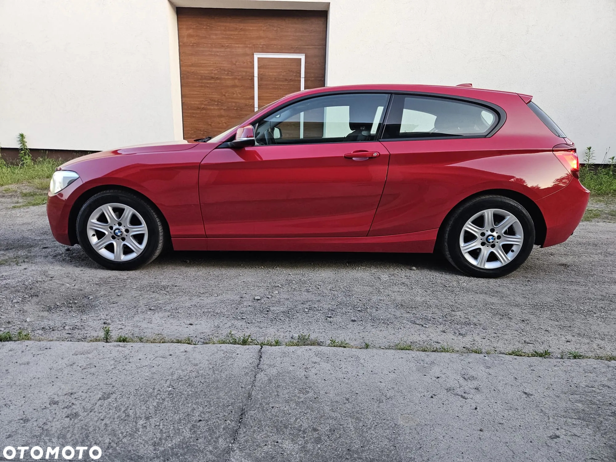 BMW Seria 1 114i - 4