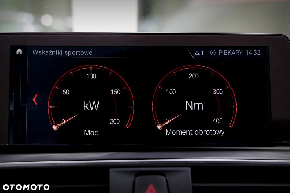 BMW Seria 3 330i xDrive Sport Line Sport - 38
