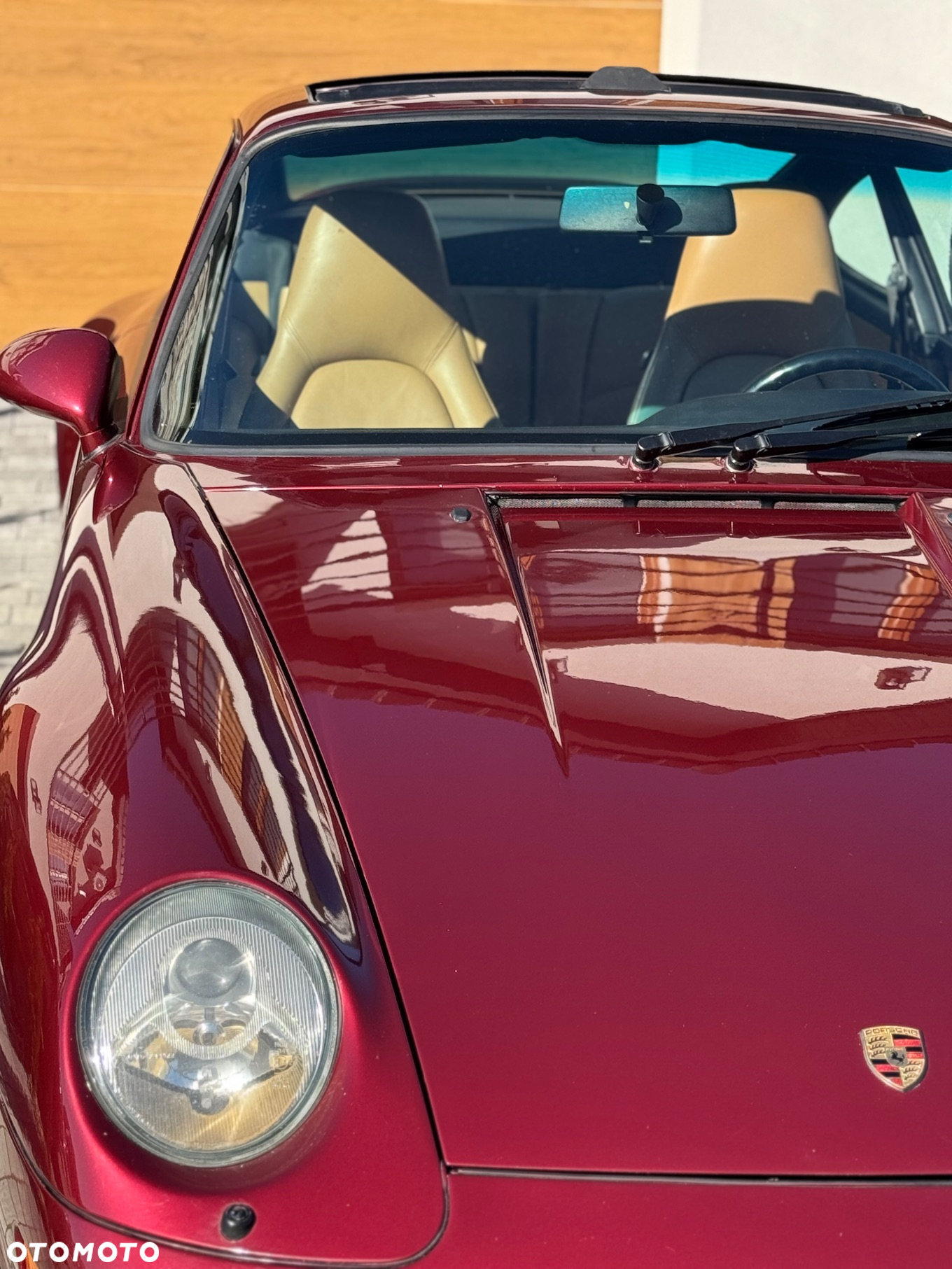 Porsche 911 Carrera - 4