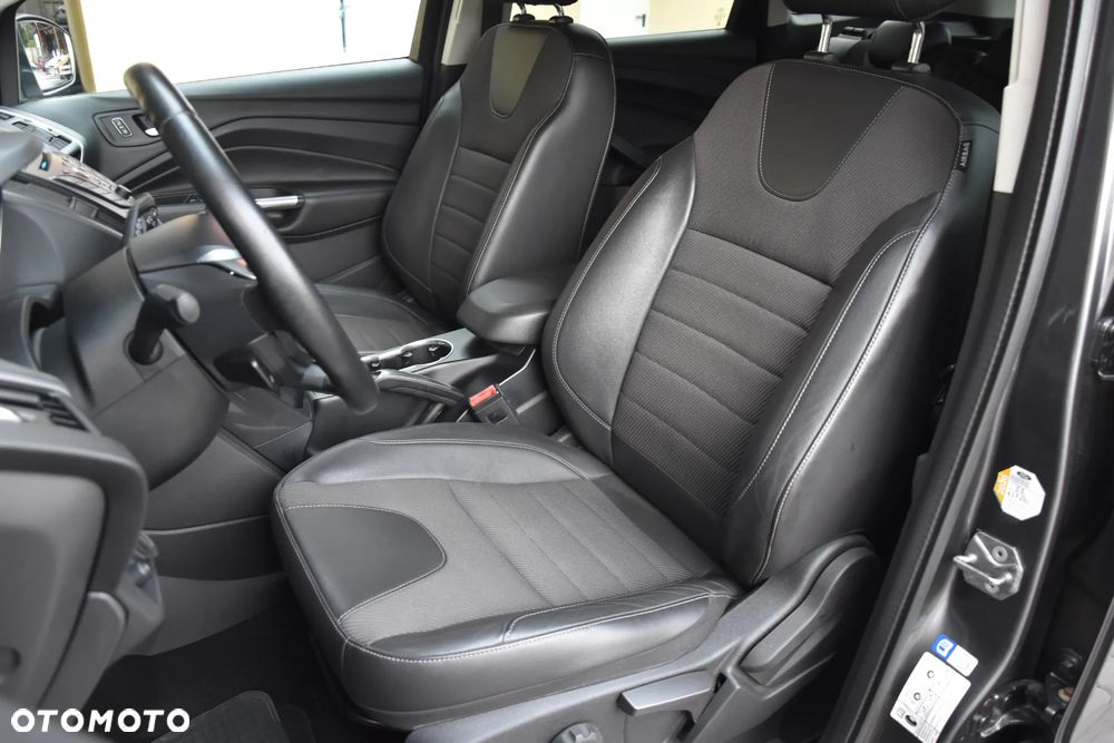 Ford Kuga 2.0 TDCi AWD Titanium - 19
