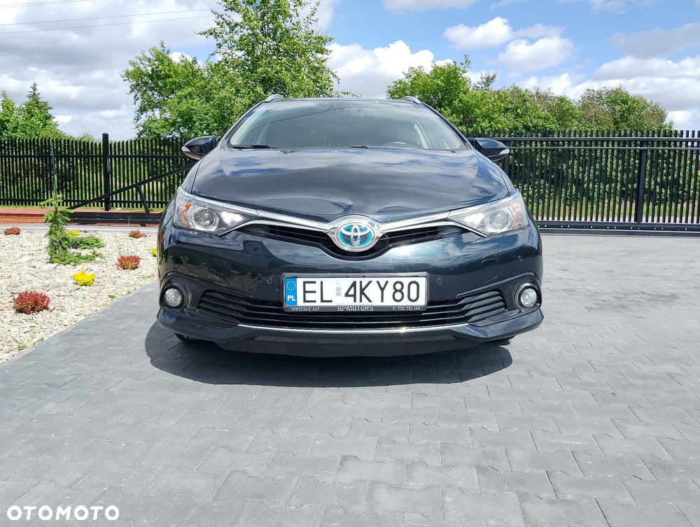 Toyota Auris - 1