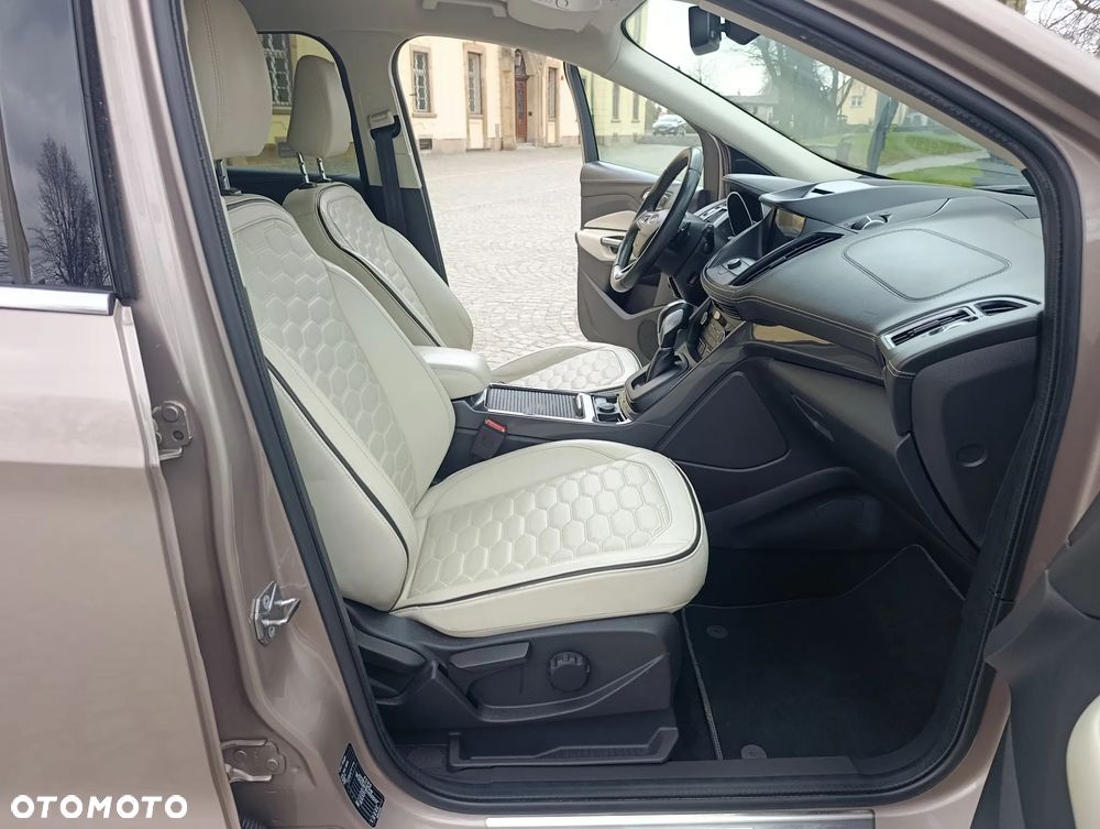 Ford Kuga 2.0 TDCi 4x4 Vignale - 7