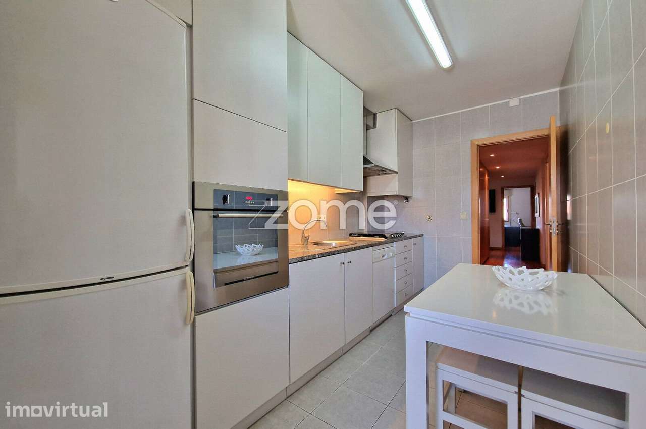 Apart. T3 Renovado e Mobilado p/ arrendar na Avenida Liberdade, Braga - Grande imagem: 2/32
