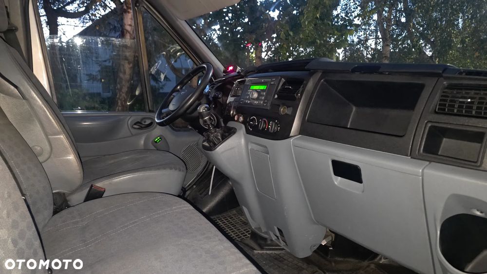 Ford Transit - 16