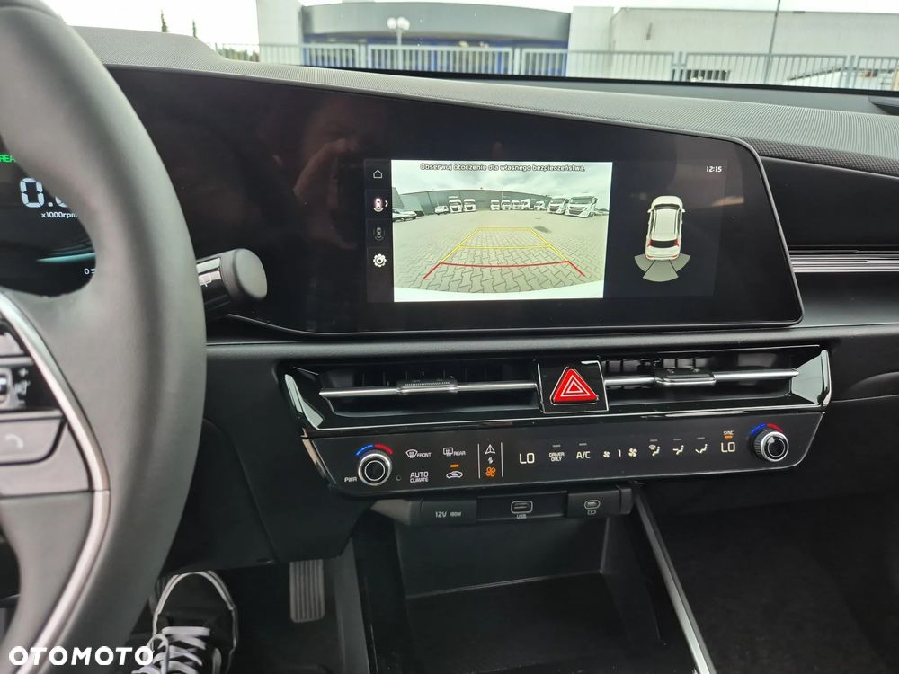 Kia Niro 1.6 GDI Hybrid M - 22