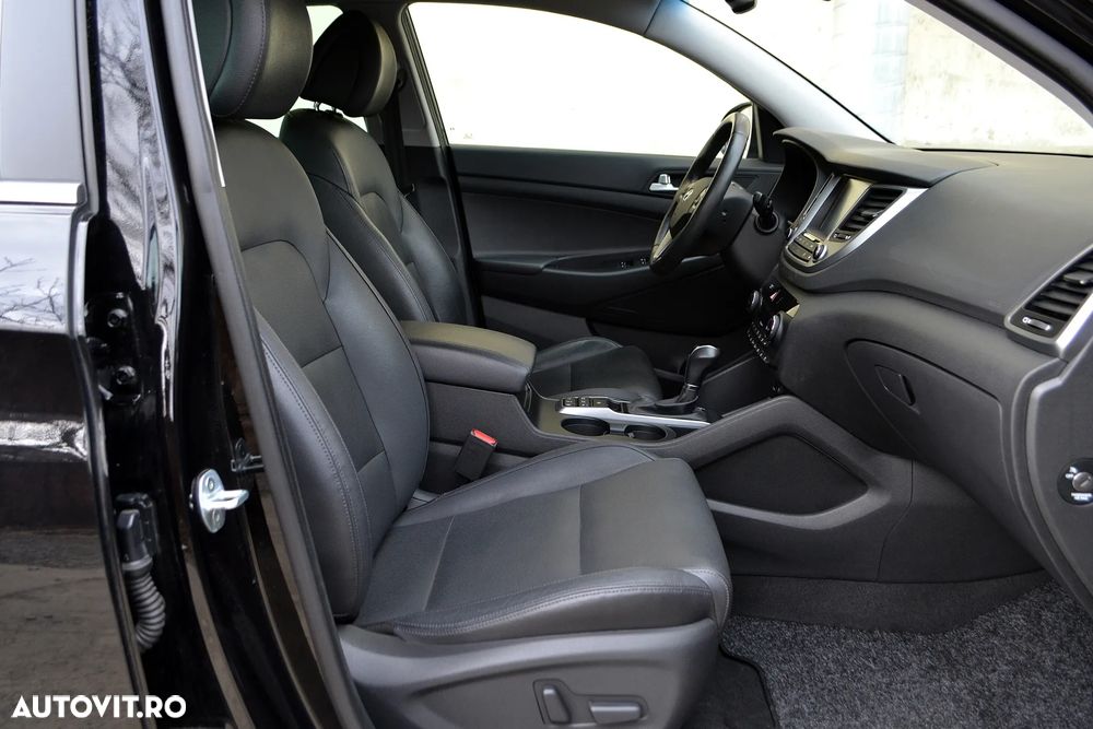 Hyundai Tucson blue 1.7 CRDi 2WD DCT Style - 12