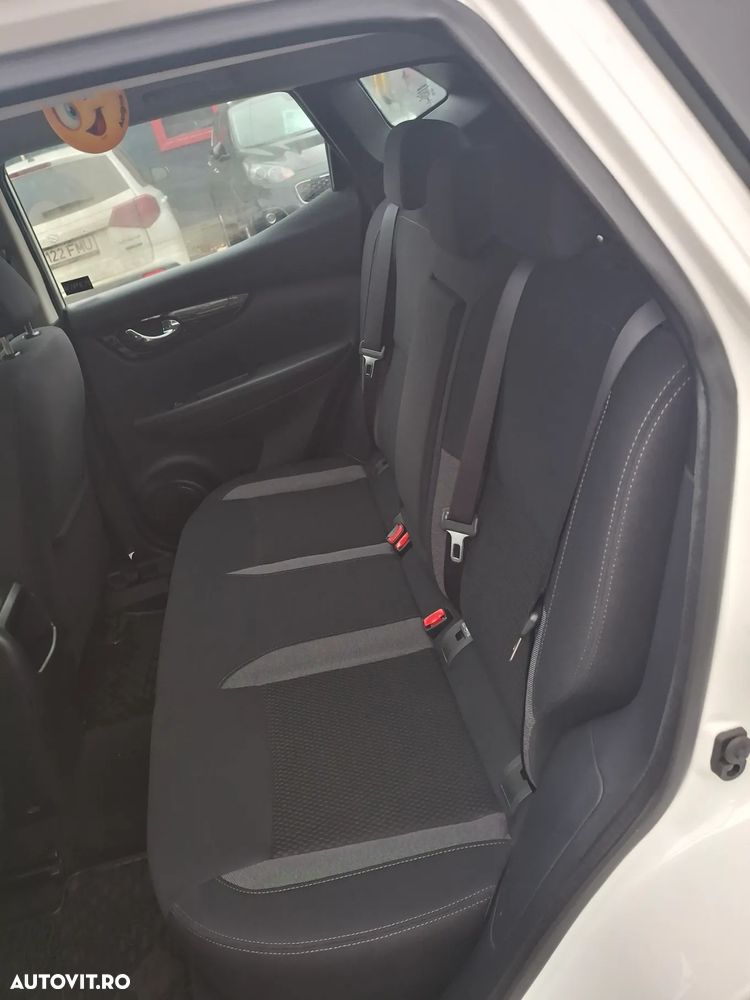 Nissan Qashqai 1.3 138CP 2WD N-Connecta - 11